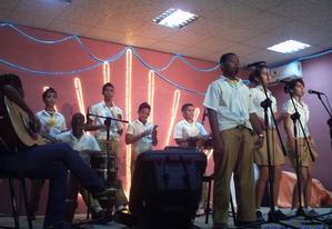 La noche se visti&oacute; de pionera.